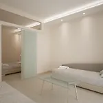 Laguna 4*