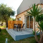 Laguna 4*