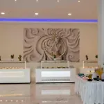 Hotel Laguna 4*