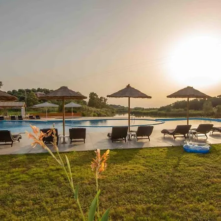 Laguna 4*