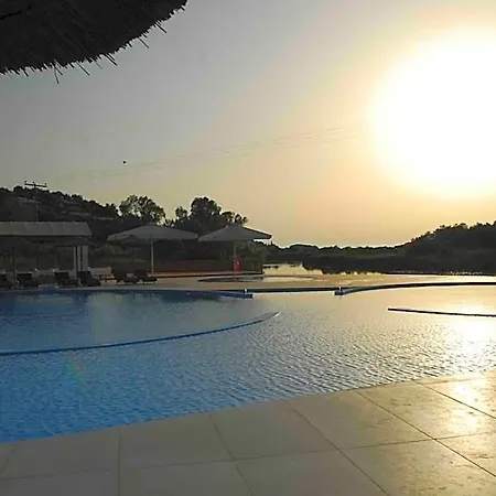 Laguna 4*