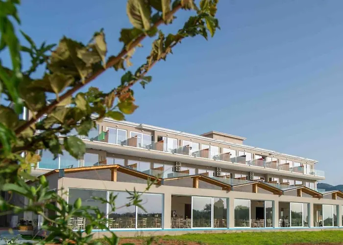 Hotel Laguna Ypsilas