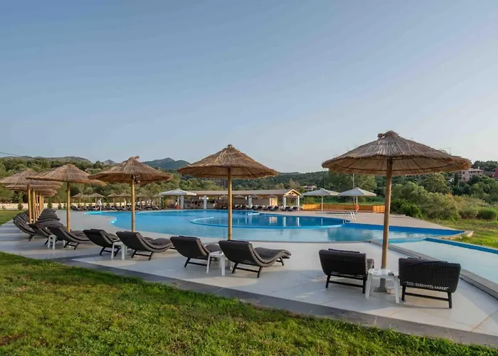 Hotel Laguna Ypsilas