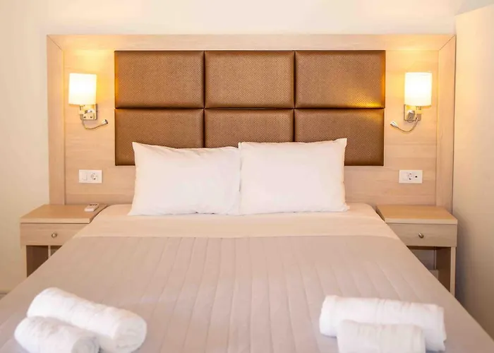 Hotel Laguna 4*