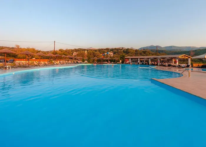 Laguna Hotel 4*