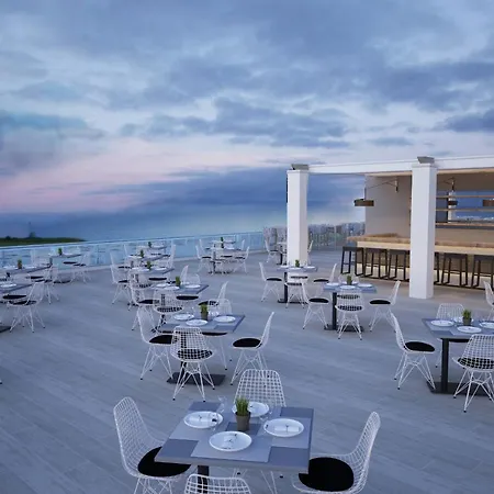 Laguna Hotel